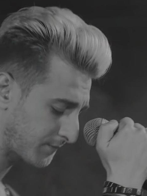 Partial Curl Ups Exercise